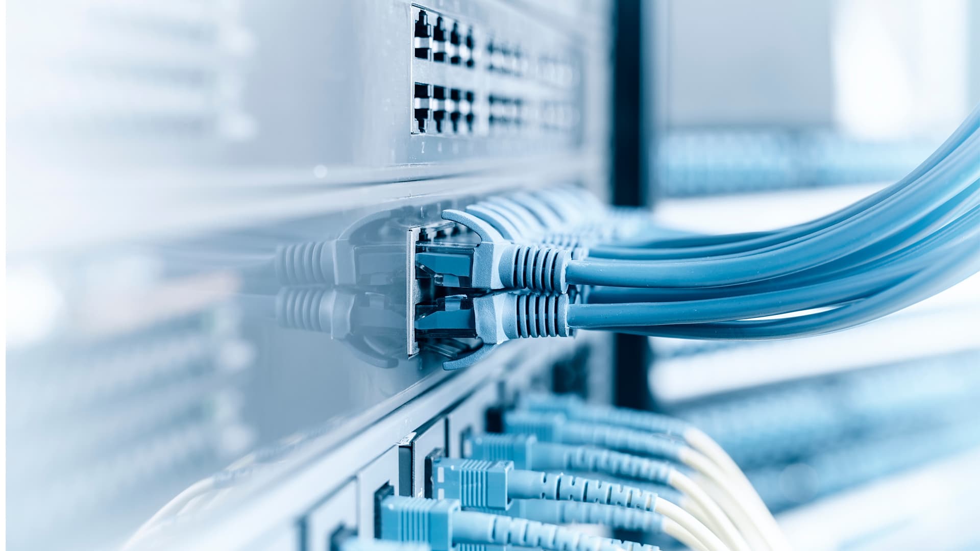 Астана қаласында жылдамдығы жоғары 10G интернетін іске қосады / фото: shutterstock