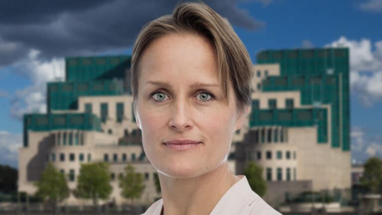Женщина впервые станет главой британской разведки MI6