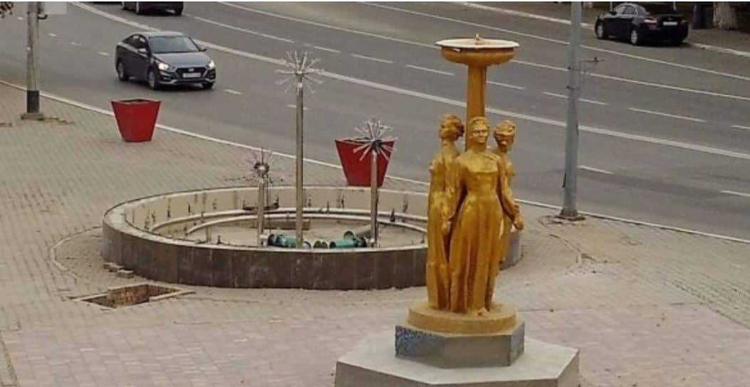 Памятник