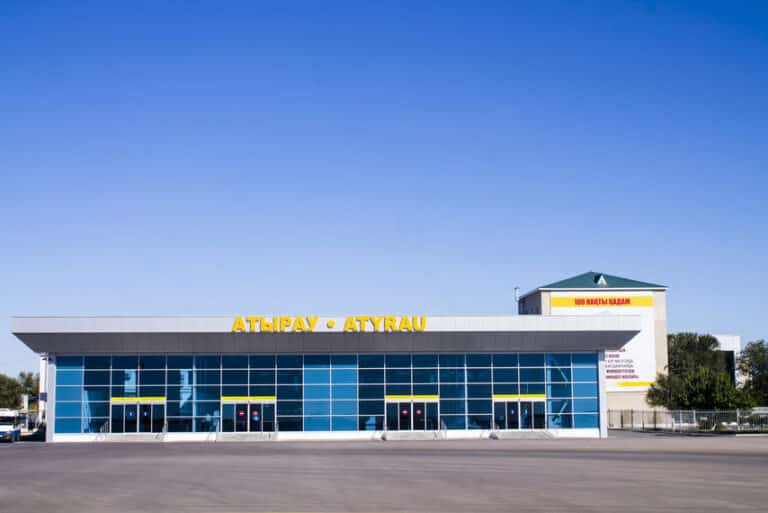 Аэропорт Атырау затопило после ливня