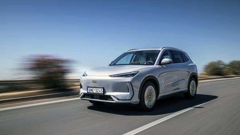 Geely EX5 – бағасы 8, 17 миллион теңге тұратын электрокар
