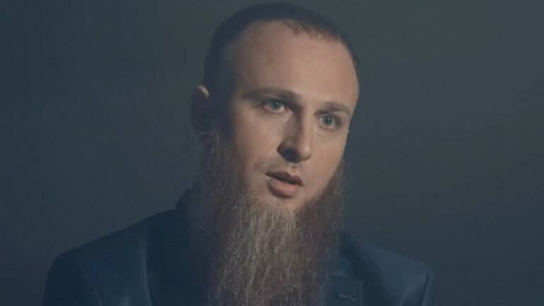 Дочь многоженца Сухова обвинила его в домогательствах