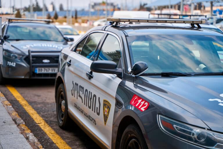 Казахстанцев депортировали из Грузии