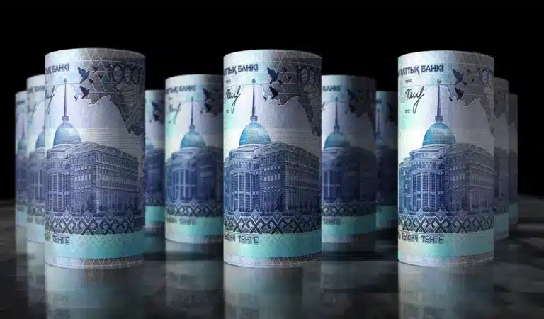 Бюджетке салық аз түсті: Ел қазынасындағы қаржы тапшылығы 1 трлн теңгеден асқан