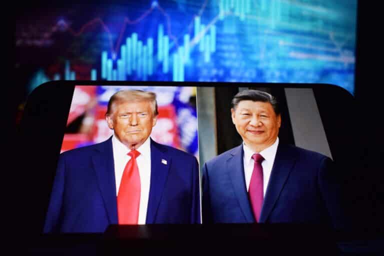 Трамп позвонил Си Цзиньпину с просьбой о переговорах
