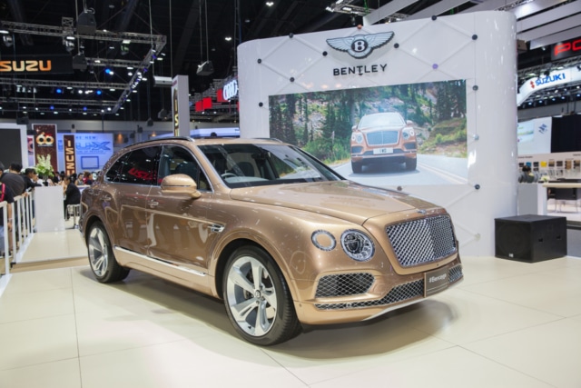 Bentley тарихындағы ең қуатты кроссоверын таныстырды