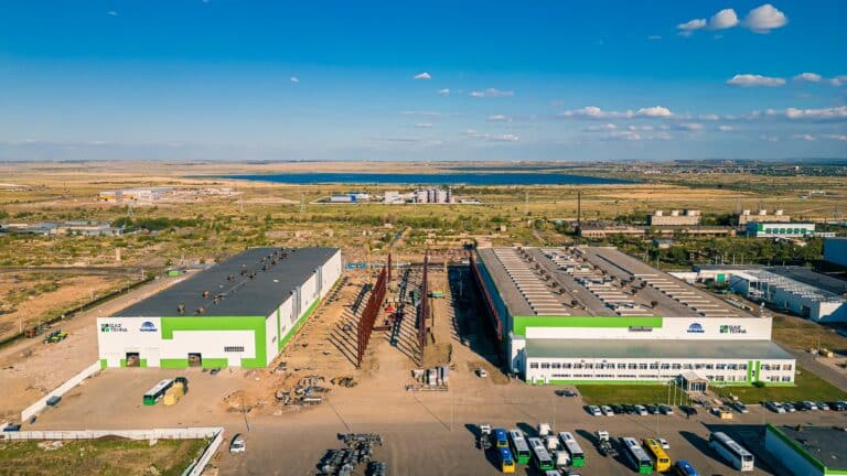 Qarmet первым в Казахстане начал поставки стали для кузовных деталей автобусов