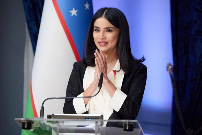 Шавкат Мирзеёв өз қызын президент әкімшілігінің басшысы етіп тағайындады