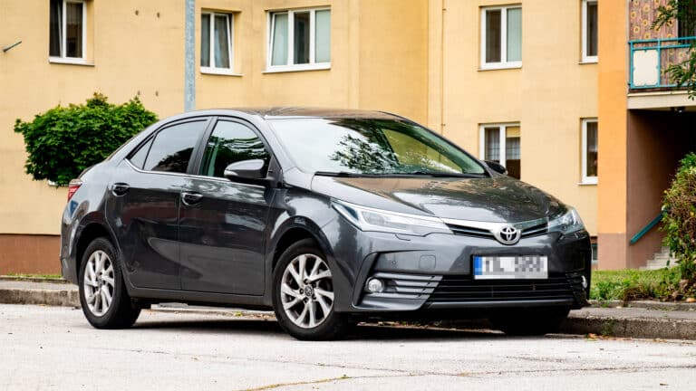 Toyota Corolla признана самым надежным автомобилем по мнению механиков