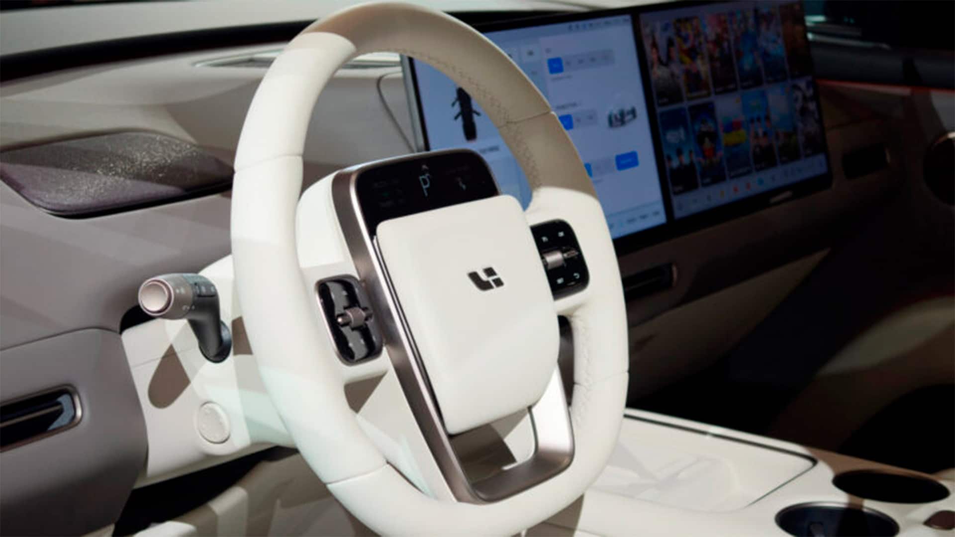 Электрокроссовер Лисян i8