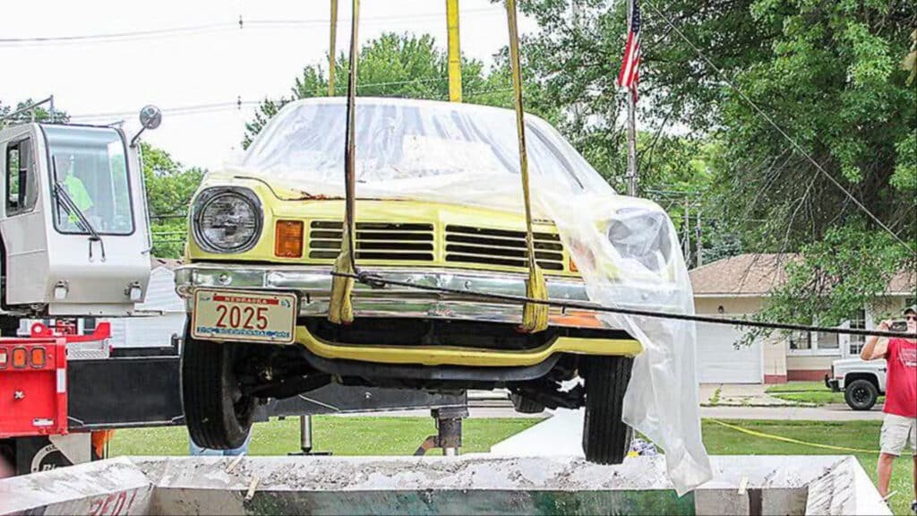 В США нашли и показали автомобиль, пролежавший в земле 50 лет