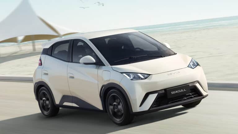 BYD выпускает новый Seagull с запасом хода 405 км