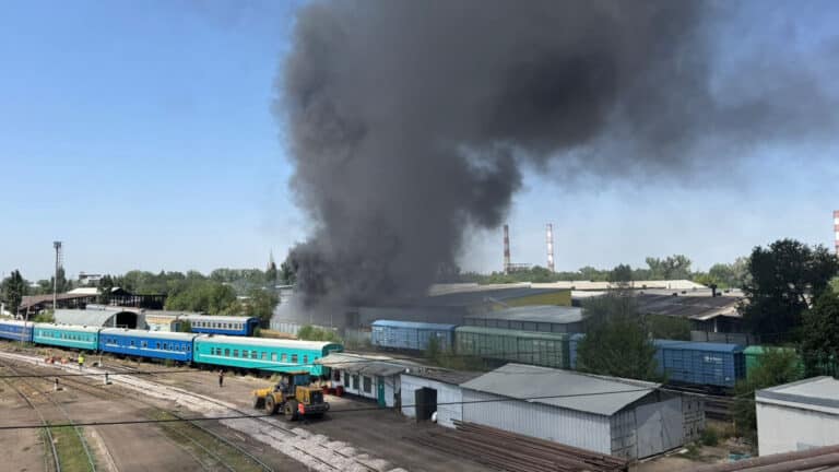 Кому принадлежит сгоревший склад в Алматы