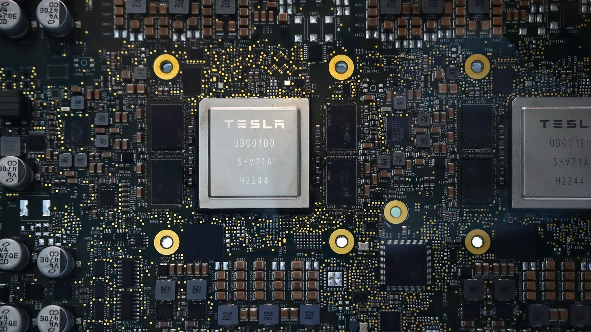 Samsung и Tesla