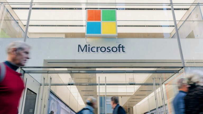 Microsoft уволит 9 000 сотрудников по всему миру