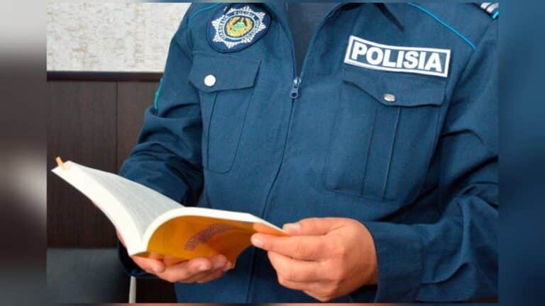 Шетелдік саяхатшының арызынан кейін алматылық полицейлерді тексереді