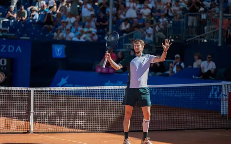 Александр Бублик сыграет в 13-м одиночном финале турниров ATP
