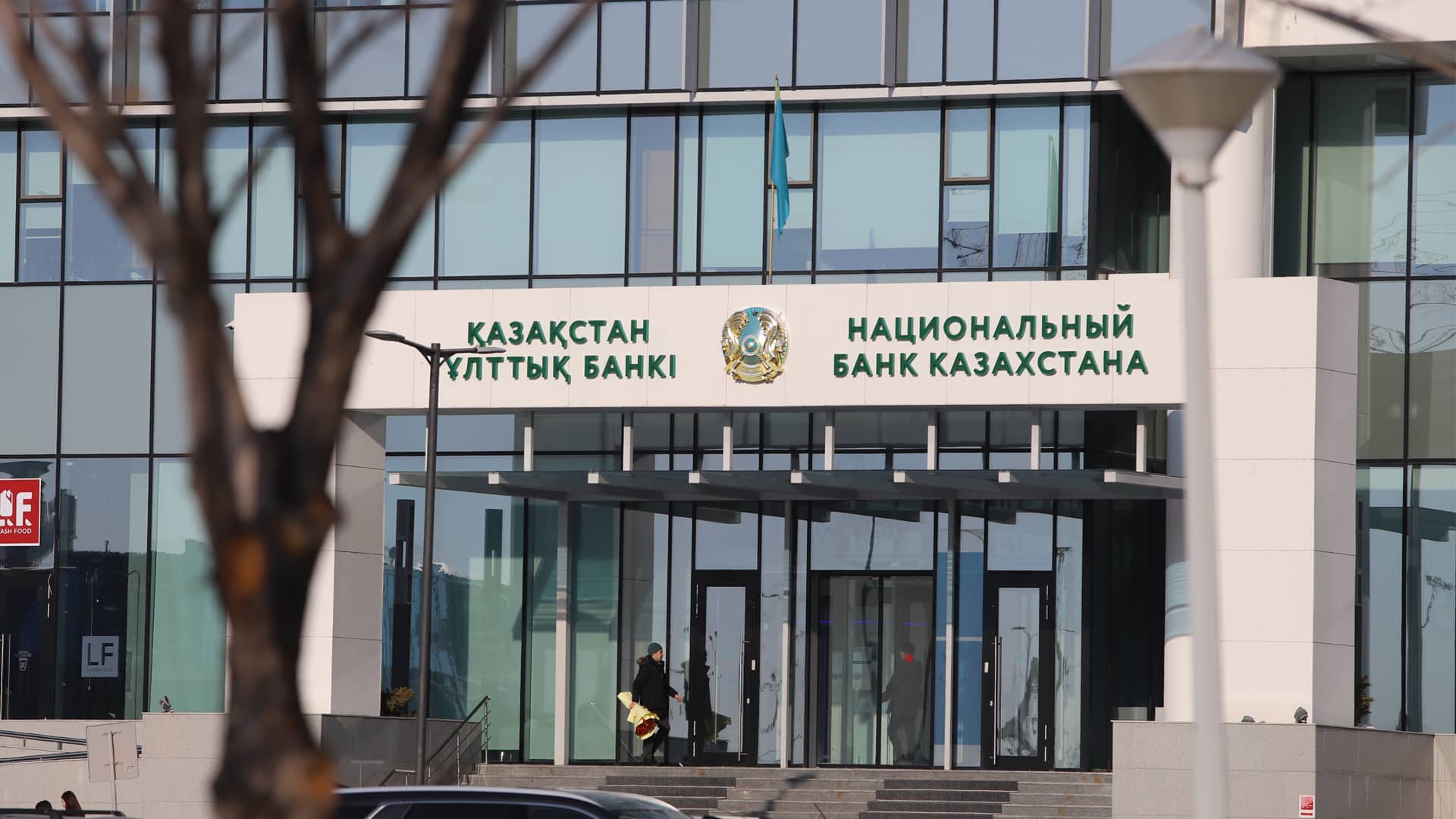 Нацбанк, интервенции