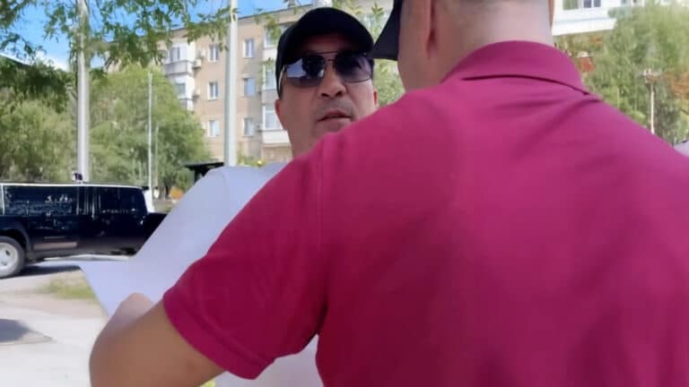 Подрядчик и активист устроили конфликт из-за ремонта дороги в Атырау