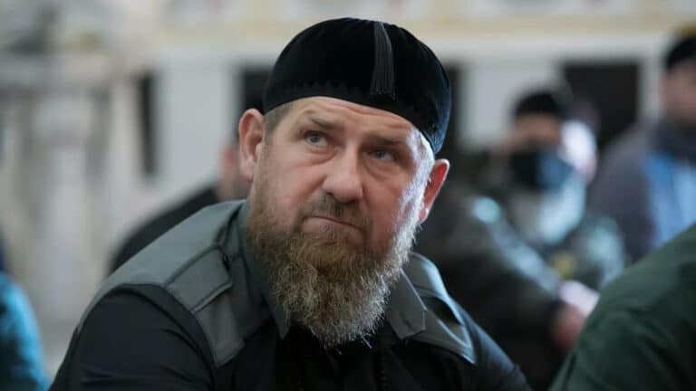 На закрытой свадьбе сына Кадырова был посол Казахстана