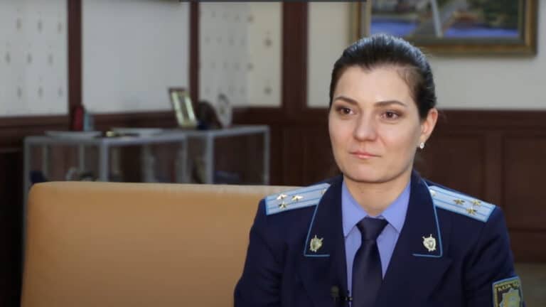 Экс-главу Следственного департамента Антикора Олесю Кексель подозревают в пытках