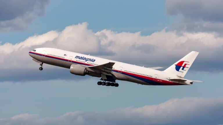 Want to fly from Almaty to Sydney? All you need is less than $500