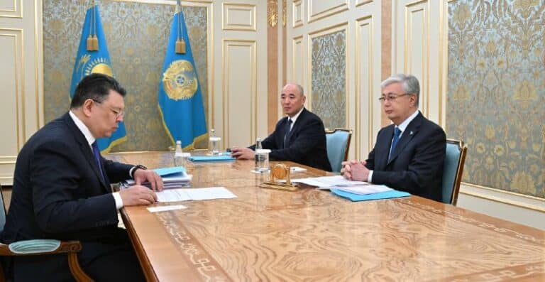 Тоқаев Бозымбаевқа инженерлік-коммуналдық инфрақұрылымды жаңғыртуды тапсырды