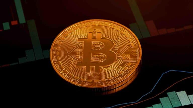 Болашақтың ақшасы: Bitcoin бағасы биыл қалай өзгерді