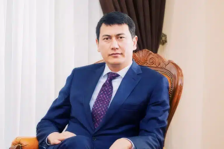 В Париже похитили владельца узбекистанского банка