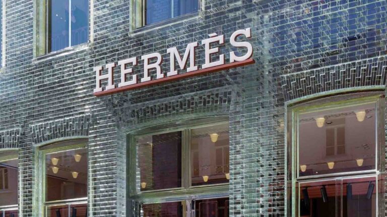 Hermès мұрагері 14 млрд еуро тұратын акцияларынан айырылып қалған - Bloomberg
