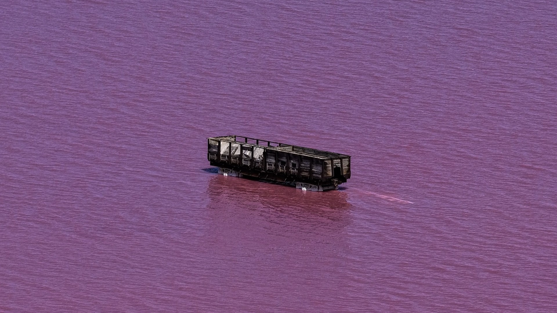 pink lake