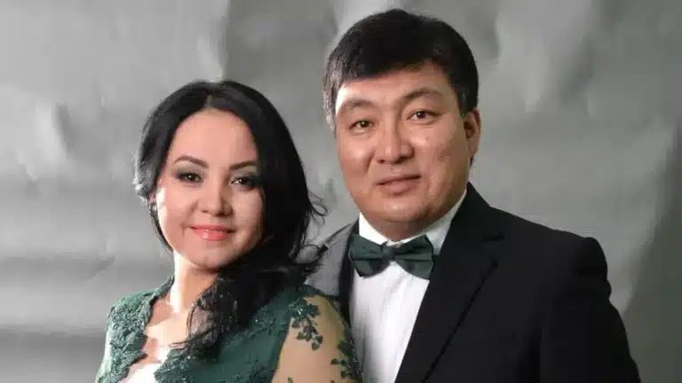 Тоқтар Серік пен Бейбіт Сейдуалиеваны Қарақат пен Қыдырәлі қалай ажырастыра жаздады