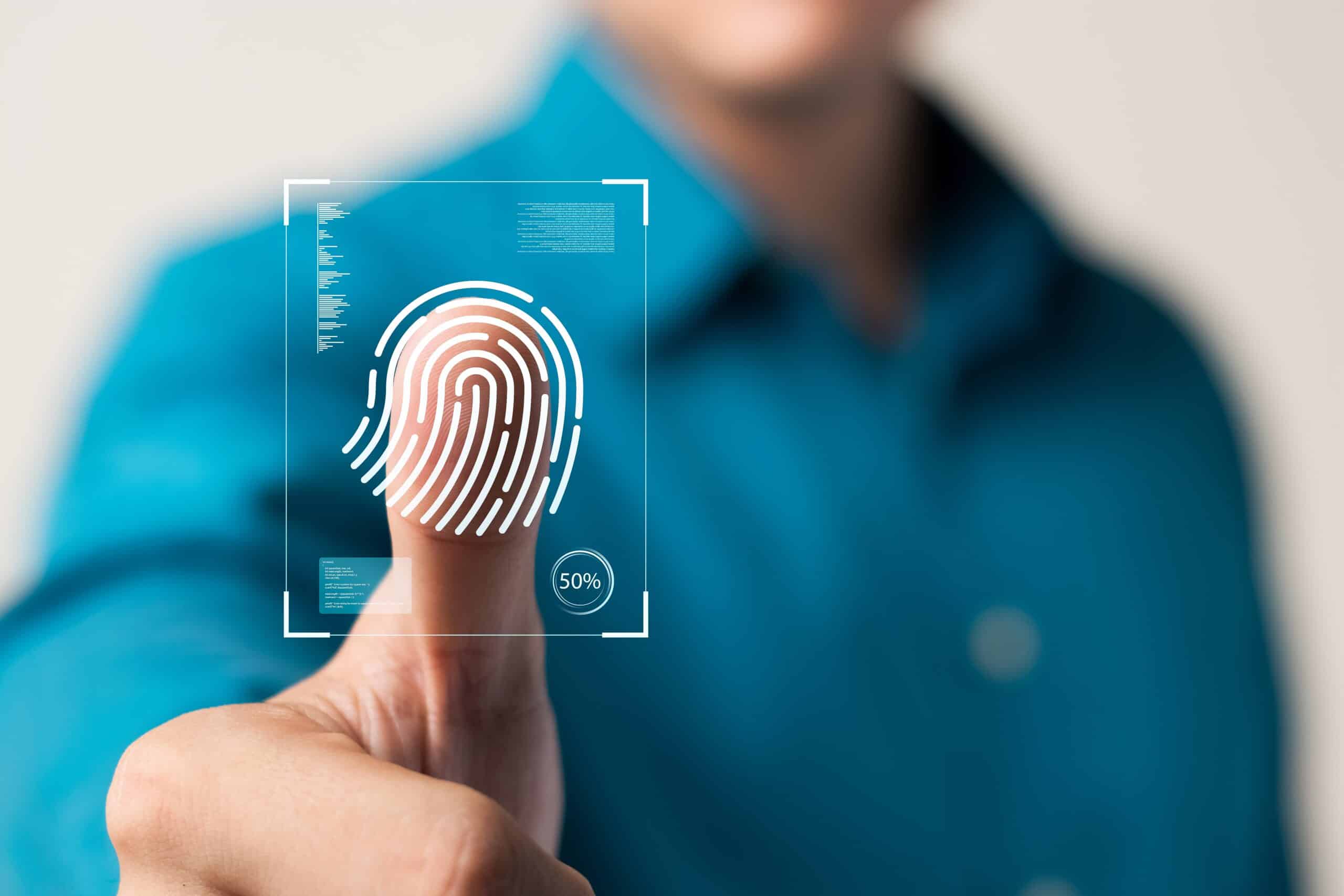 Мектеп басшылығы 200-ге жуық қызметкерінің жеке мәліметтерін таратып жіберген
