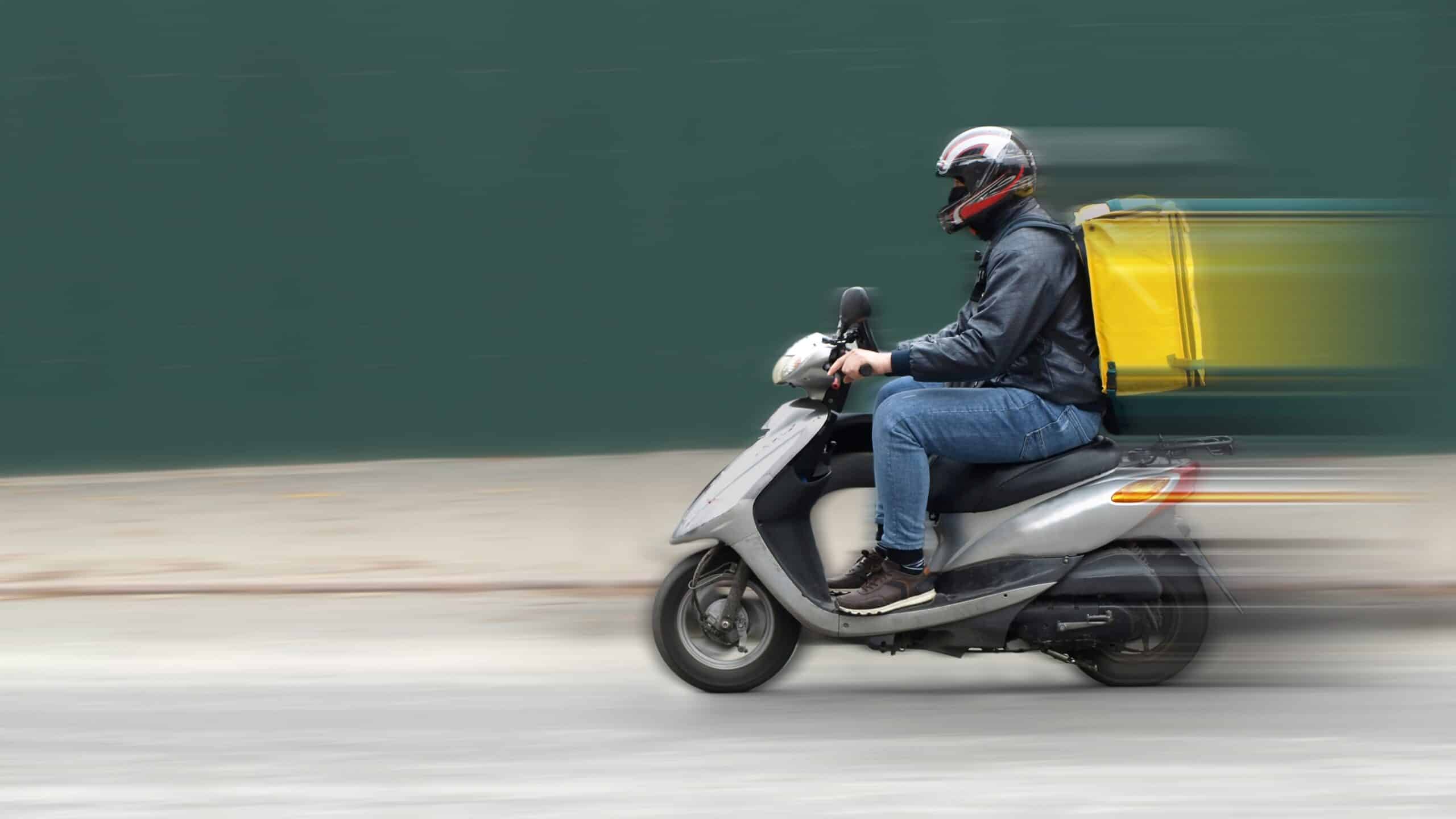 Жеткізу қызметі тапсырысты тегін жеткізбегені үшін айыппұл арқалады