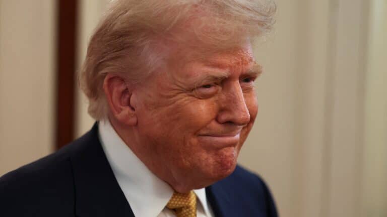 «Путиннен көңілім қалды»: Трамп Ресейге қойған ультиматум мерзімін қысқартты