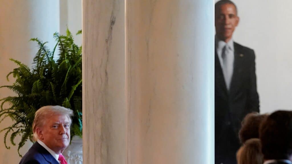 Трамп экс-президент Обаманың түрмеге түскені туралы фейк видео жариялады
