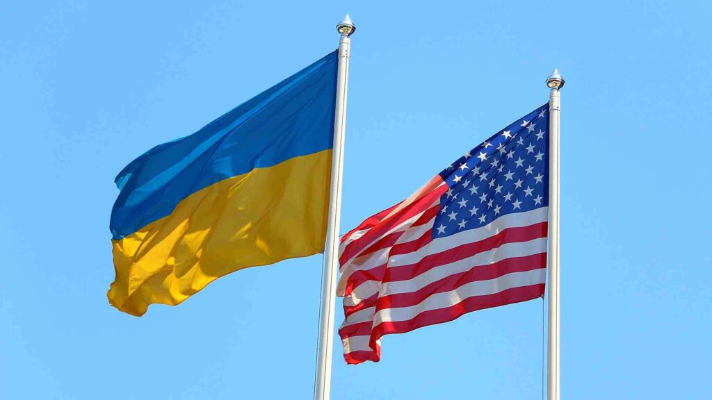 Трамп украин босқындарына соғыс аяқталғанша АҚШ-та қалуға рұқсат берді