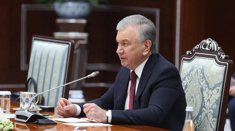 Өзбекстан президенті Шавкат  Мирзиеев кәсіпкерлерге 