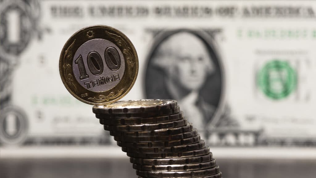 Курс тенге до конца года будет 550–560 за доллар