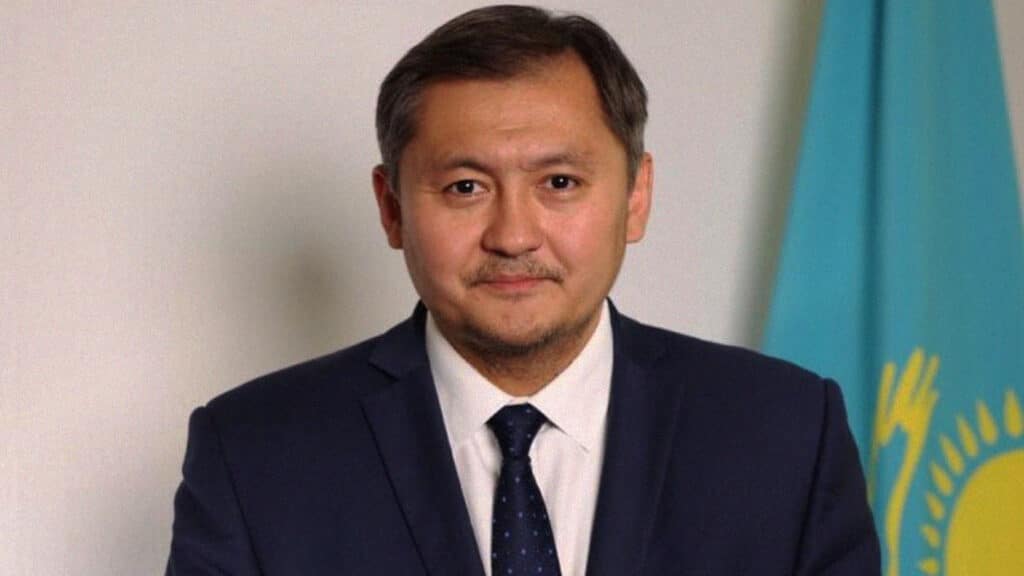 Саясат Нурбек