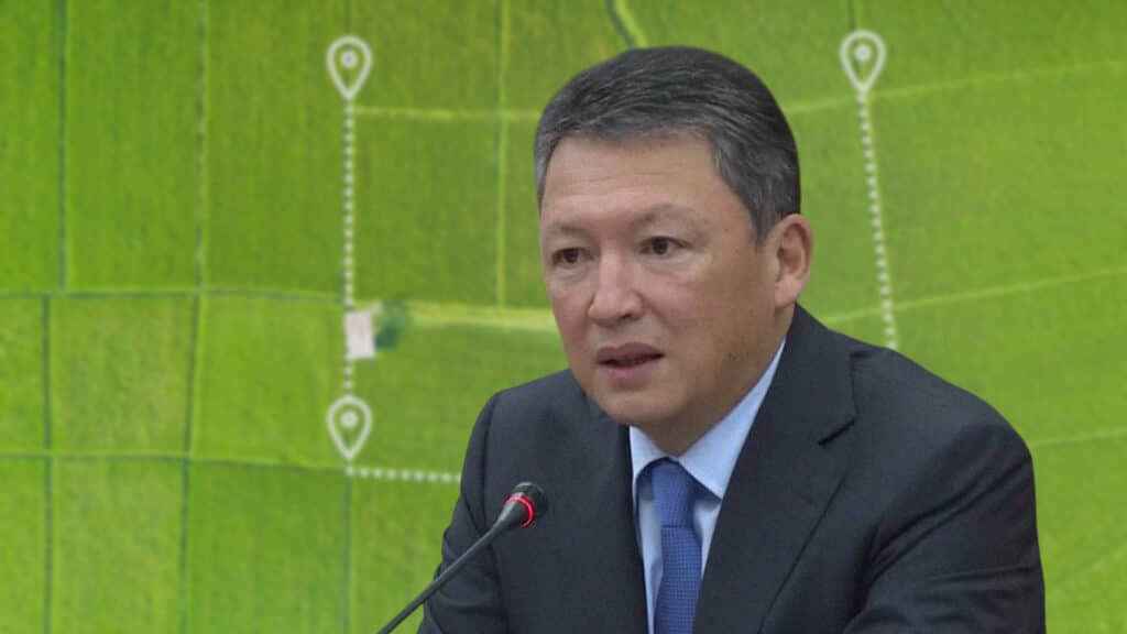 Депутат хочет отобрать земли на Капчагае у миллиардера из Forbes