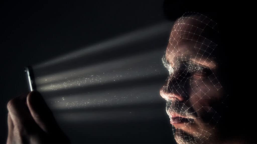 Казахстанцев обяжут сдавать биометрию при покупке SIM-карт