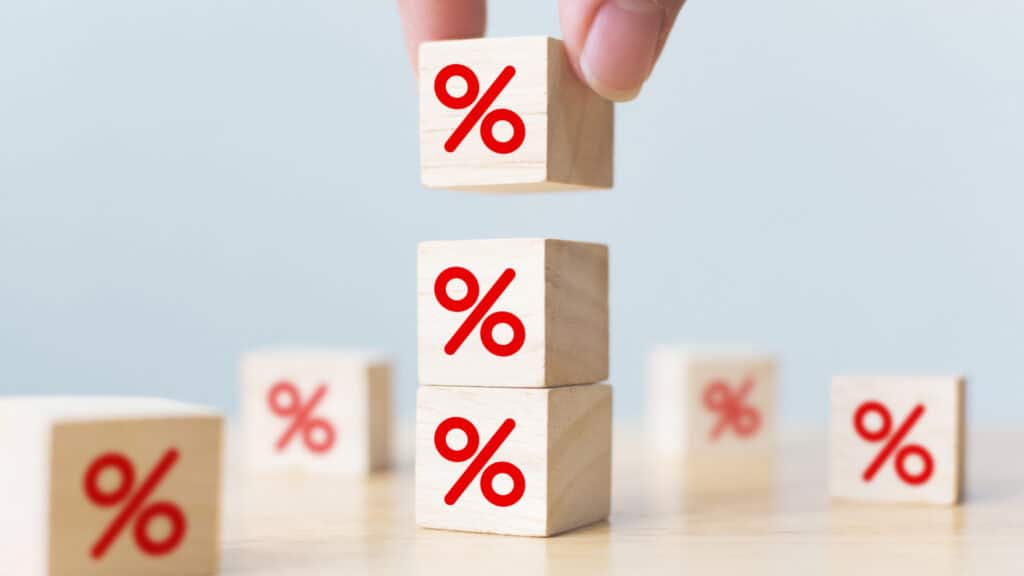 В Казахстане дорожают кредиты населению