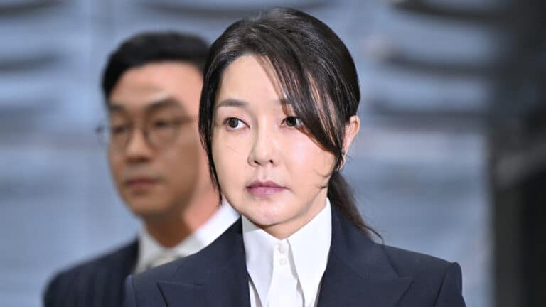 South Korea indicts former first lady and ex-prime minister