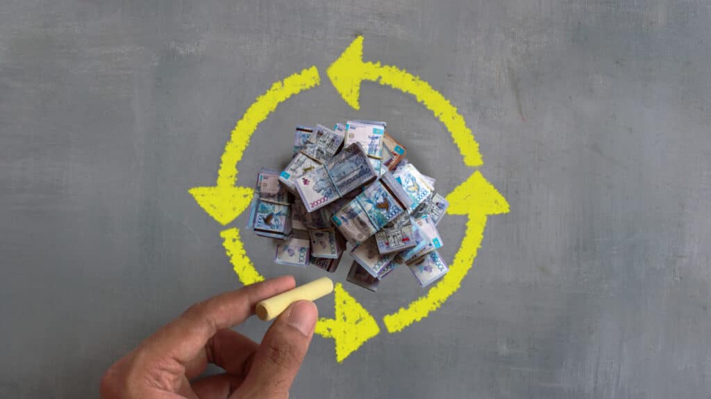 Банки Казахстана вскоре вернут государству десятки миллиардов тенге