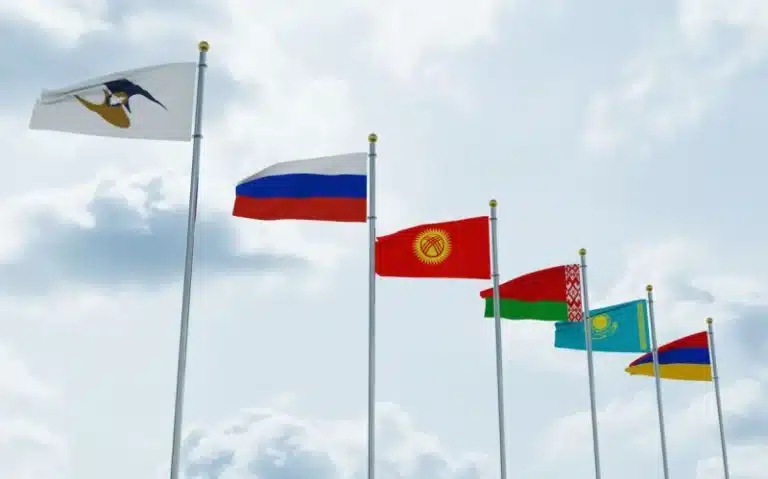 2024 жылы ЕАЭО бюджетіне импорттық баждан рекордтық 15,2 млрд доллар түсті