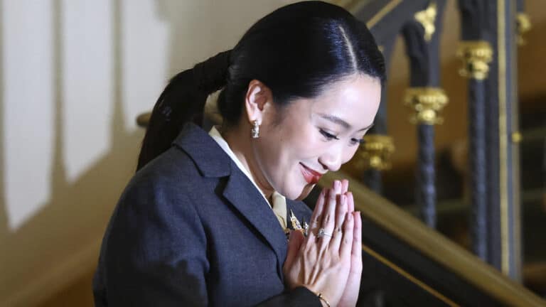 Thai PM leaves office after controversial call with Cambodian leader