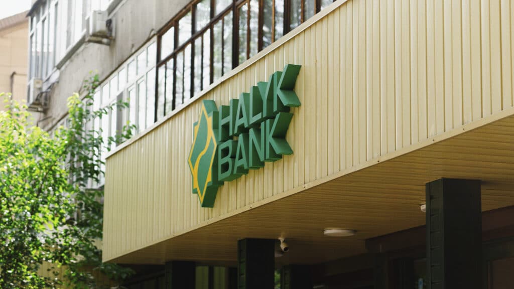 Чистая прибыль Halyk Bank за полгода выросла на 40%