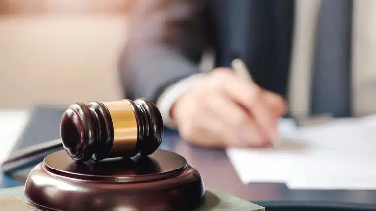В Улытау на 8 лет осудили экс-акима за убийство пастуха