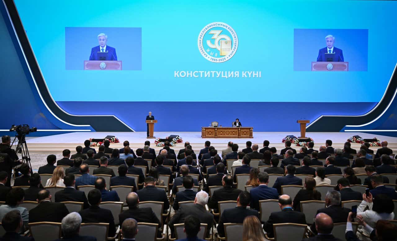 Президент геосаяси тұрақсыздық кезеңінде заңнаманы ұдайы жаңғыртудың маңызын атап өтті